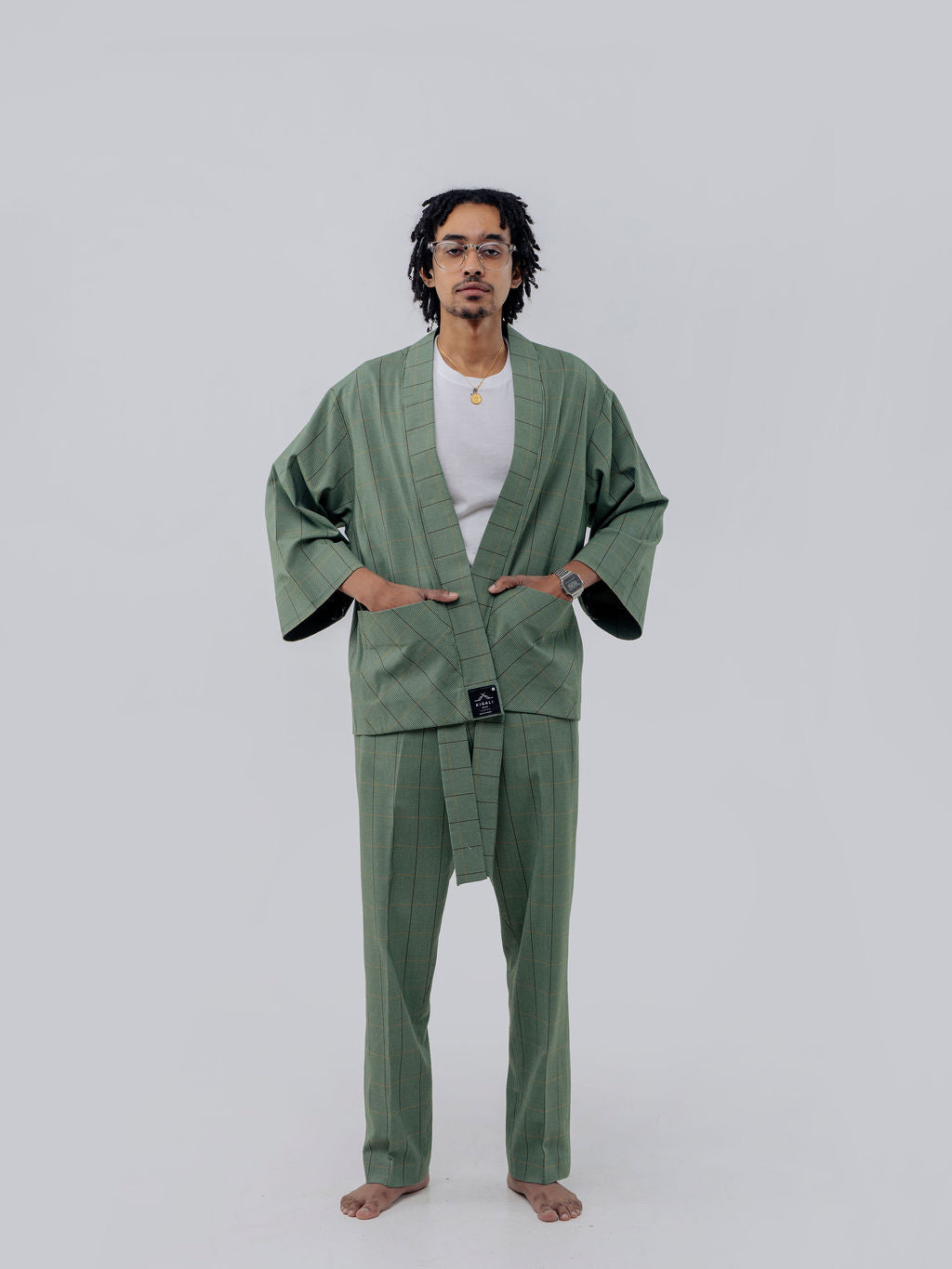 Men's custom kaftan featuring premium fabric and refined tailoring